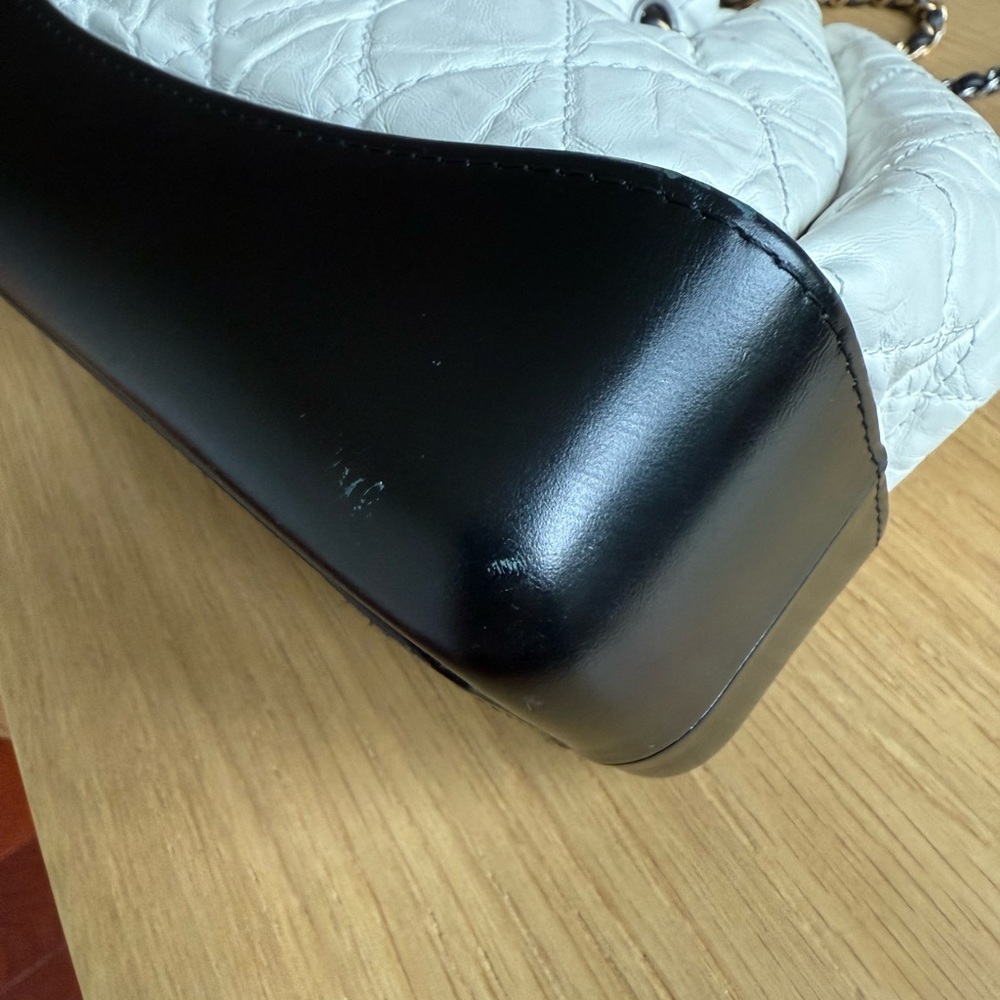100% AUTHENTIC CHANEL GABRIELLE BACKPACK (WHITE/BLACK) - Picture 10 of 16